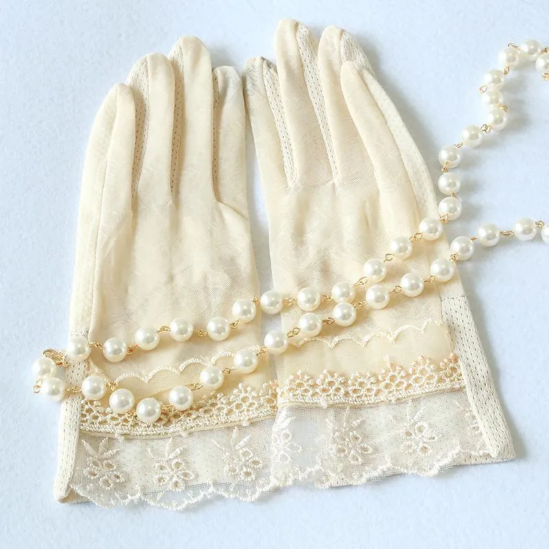 Bridal Gloves, White Lace Short Full Finger Bridal Gloves, Wedding Gloves, Wedding Accessory, TYP0554