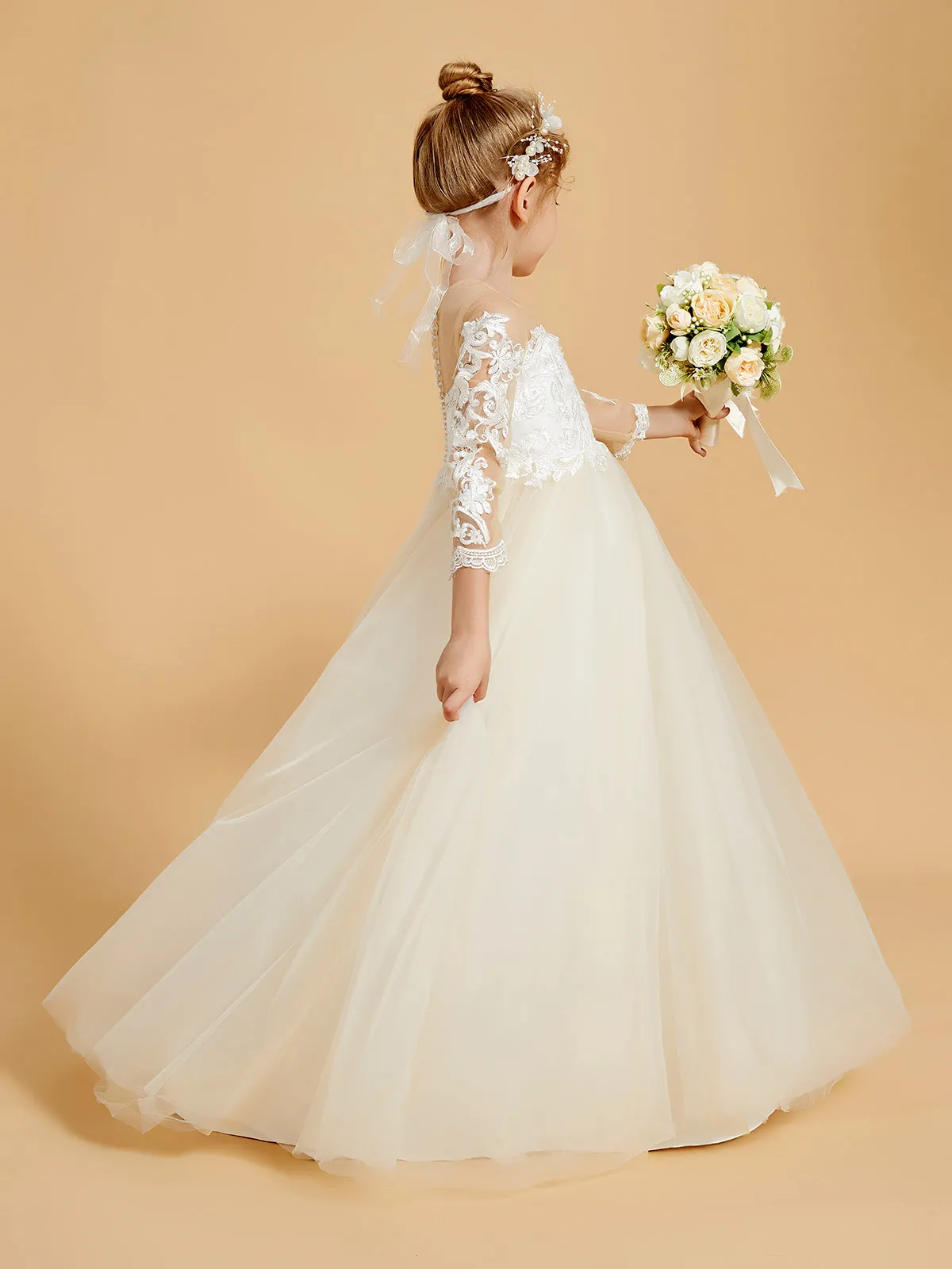 Elegant Tulle Flower Girl Dresses with Lace Applique and Button Accents