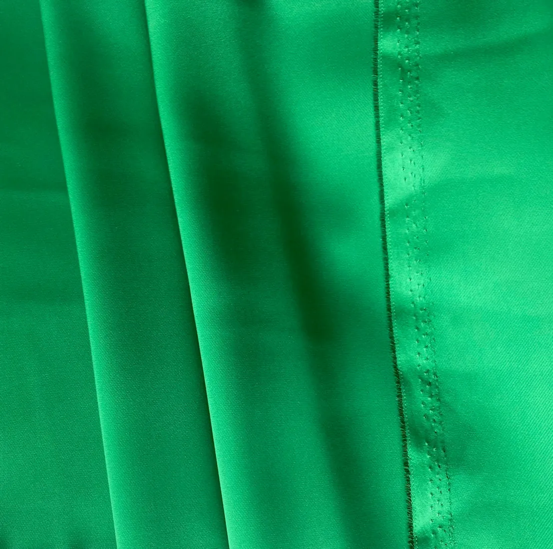 Emerald Green Double-Sided Polyester Satin Twill (Made in Korea)