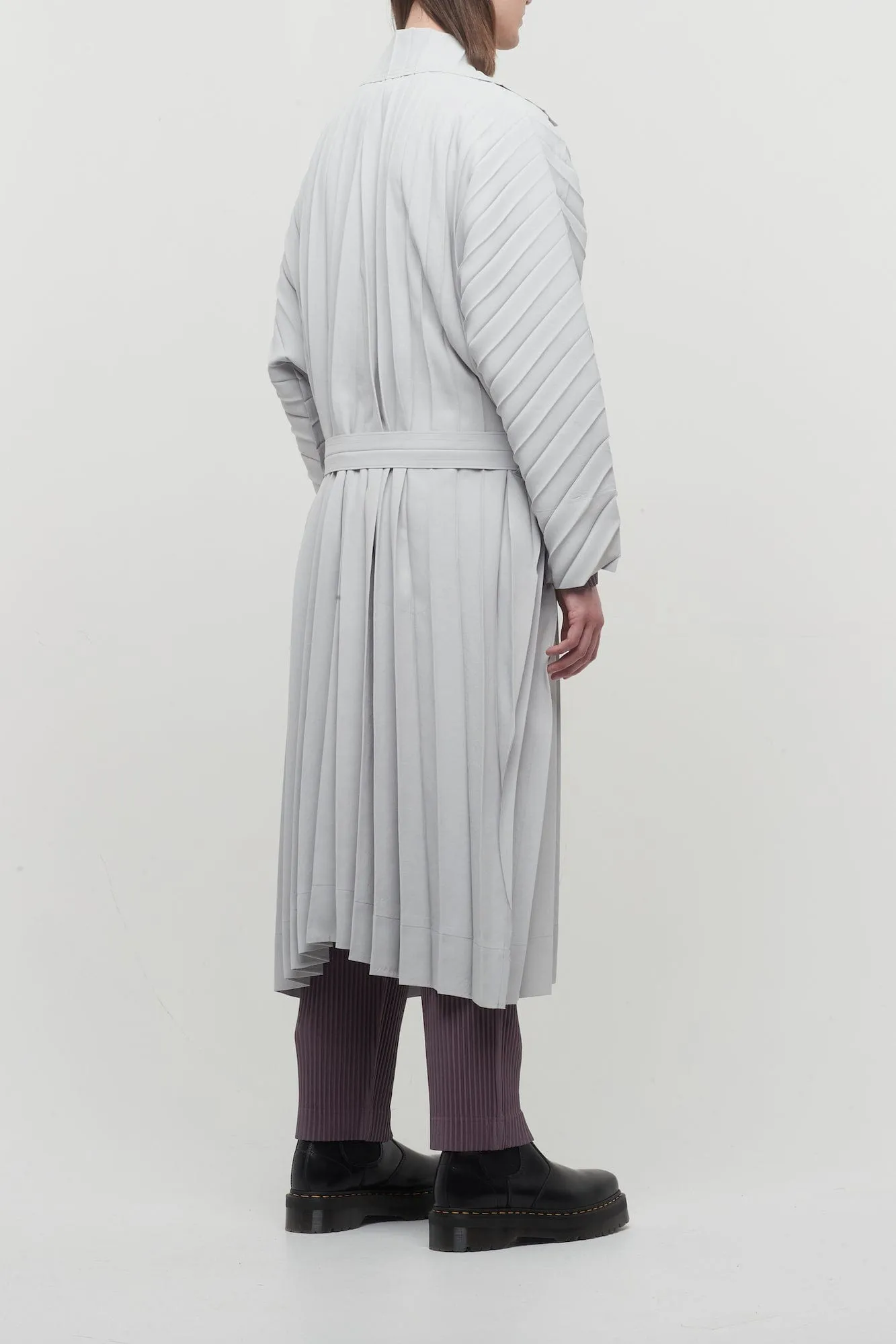 Homme Plissé Issey Miyake Edge Coat Light in Light Grey