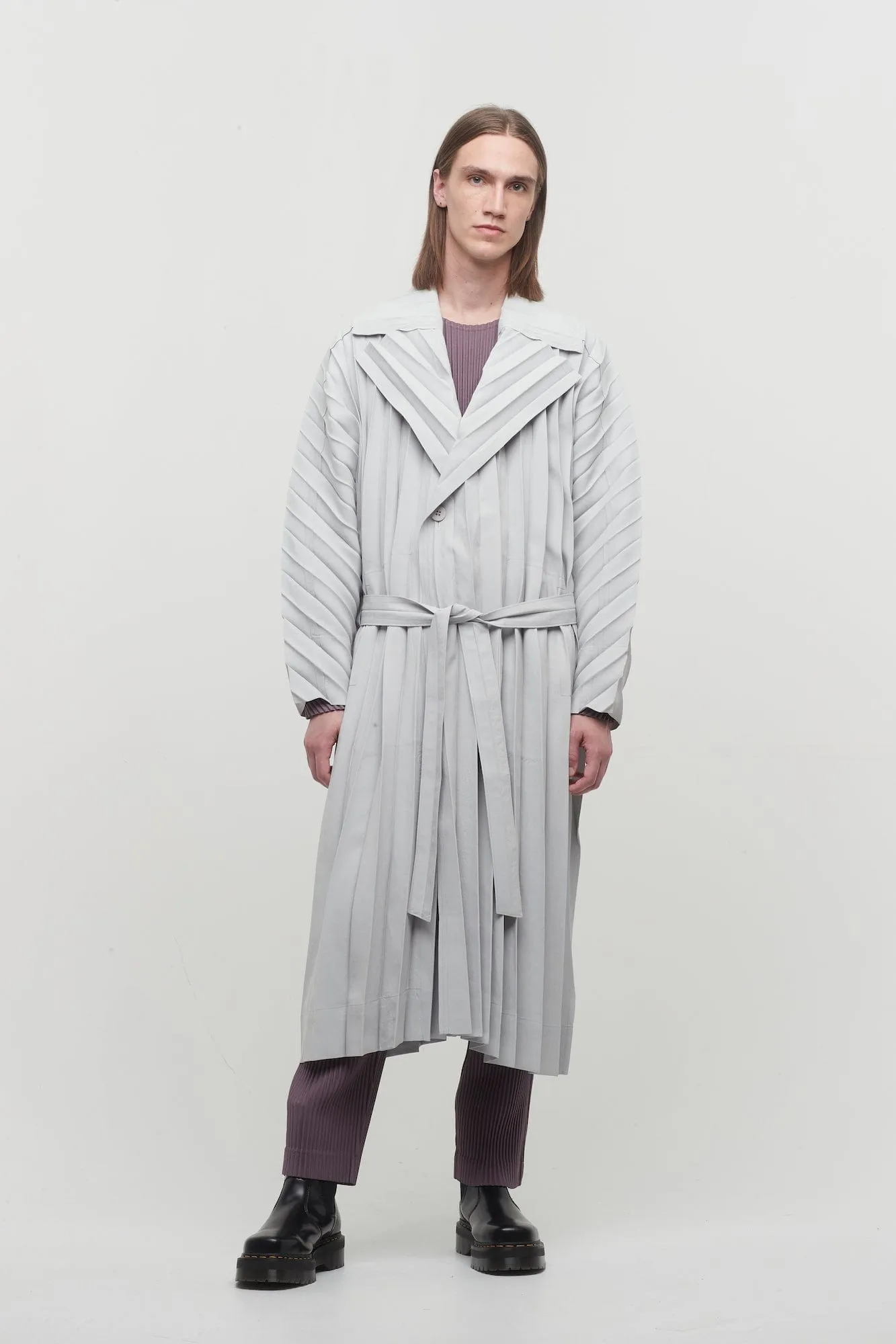 Homme Plissé Issey Miyake Edge Coat Light in Light Grey