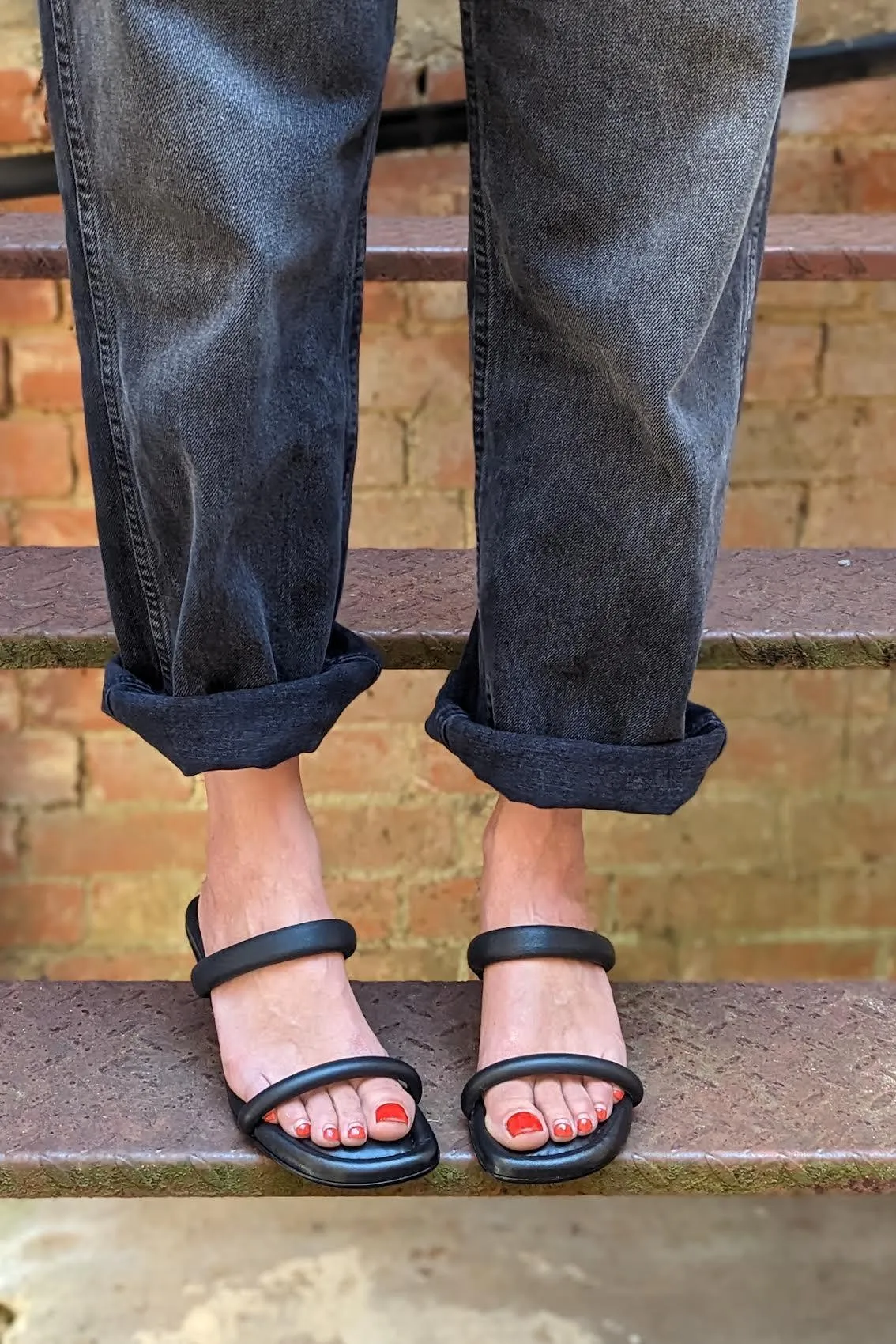 Raree Black Leather Sandals